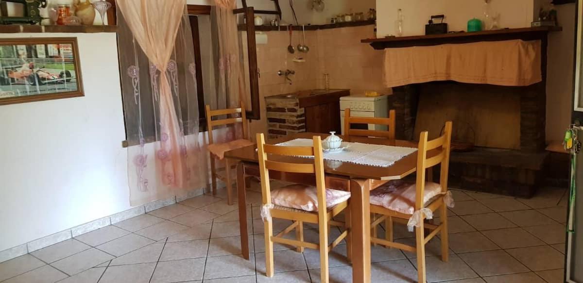 Bilocale Santa Maria Il Palazzone Экстерьер фото